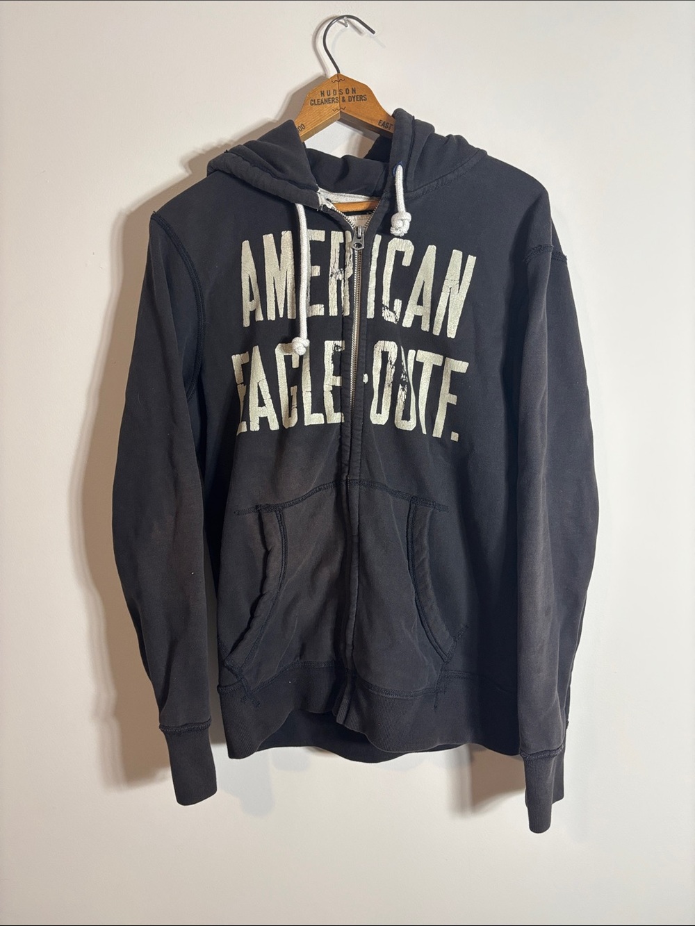 Vintage Fit American Eagle Y2K Distressed Full Zip Hoodie